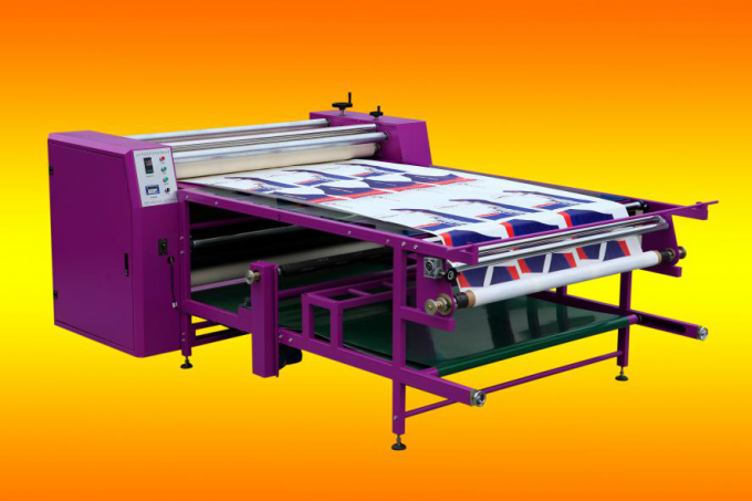 Machine de finissage pressée par chaleur automatique de tissu de machine de calendrier de tissu de textile de 1.9m 0