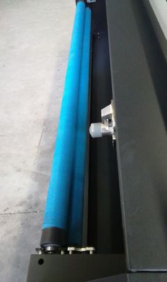 Dirigez vers le petit pain de tissu pour rouler l'appareil de chauffage/dessiccateur de coton de polyester de sublimation