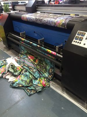 Machine d'impression de sublimation de textile de 1440 DPI Digital avec la tête d'Epson DX7