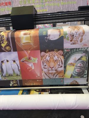 Double drapeau latéral faisant la machine avec la précision à grande vitesse et haute