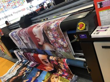 Machine d'impression de sublimation de tissu de miroir pour le drapeau faisant à 1800 DPI la résolution maximum