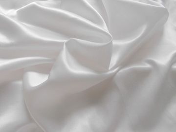 La sublimation a enduit le tissu imprimé par Digital pour le drapeau de plume faisant à 250g/M le poids de ²