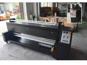 Petit pain pour rouler la machine d'impression de la chaleur avec la largeur fonctionnante 220 de la fan 1.8m de filtre - 240V