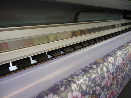 Machine d'impression automatique de tissu de 1.6M CMYK Digital pour l'impression de drapeau de bannière
