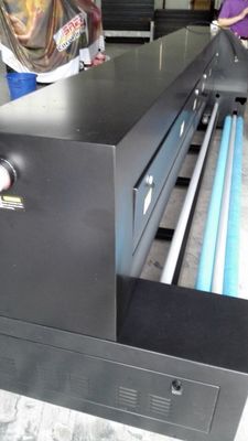 petit pain de largeur de 2.6m pour rouler la machine de sublimation de colorant pour la fixation